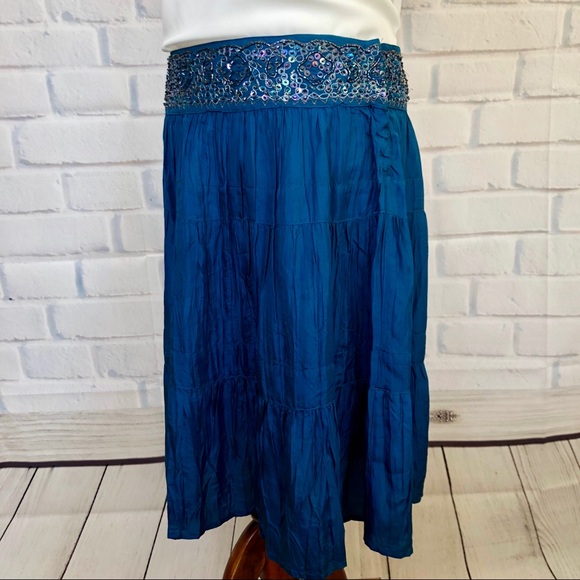 B C B G M A X A Z R I A : Teal Embellished Skirt - Picture 5 of 8